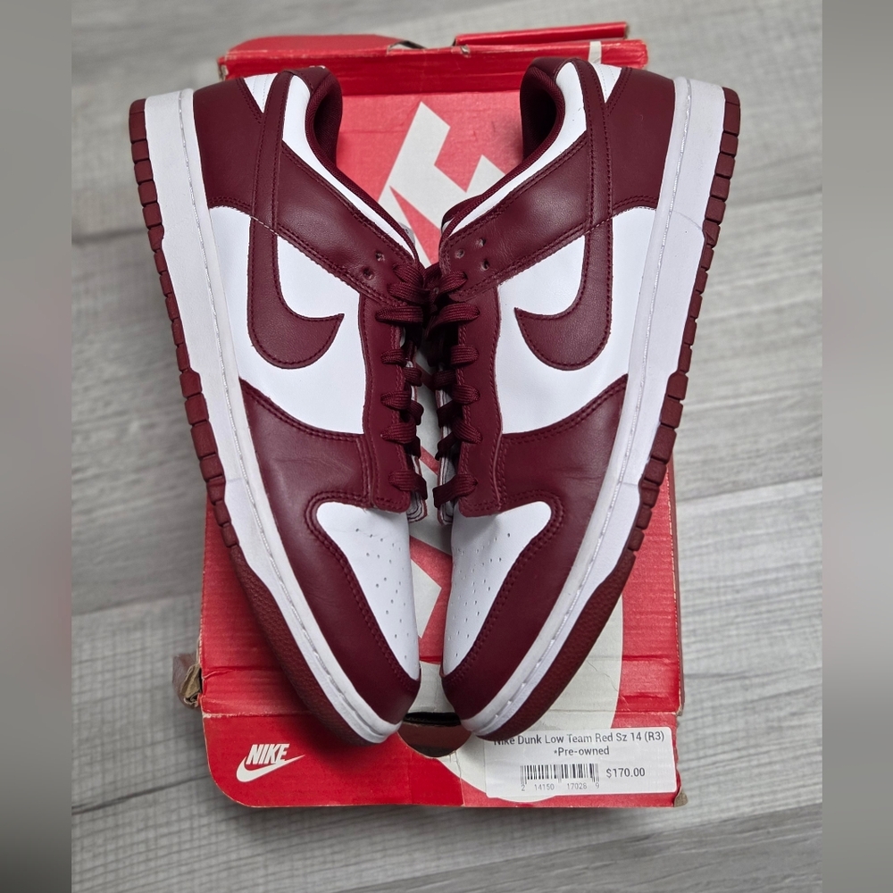 Sold!!!Nike Dunk Team Red